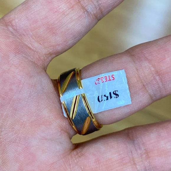 NEW 8MM GRAY YELLOW GOLD NOTCHED ETERNITY TUNGSTEN WEDDING BAND - Picture 7 of 16